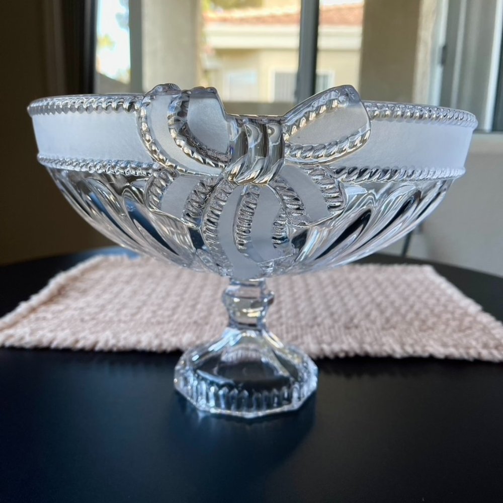  VTG Evita 10"W x 7"H Crystal Pedestal Candy Dish Made In Germany Ribbon Design 